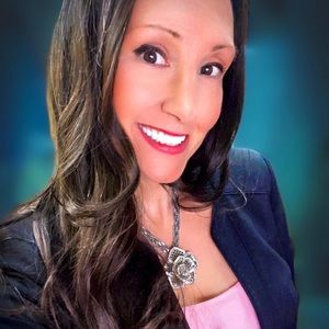 Meet your Posher, Christy